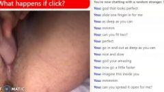 Omegle – Chick Bang’s Herself With Sextoy Till She Jizzes